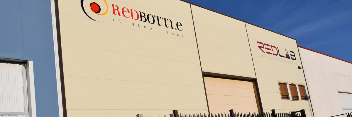 RedBottle y RedLab cumplen un año en las nuevas instalaciones