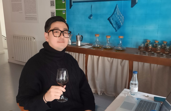 Wonjune Jeong es importador de vinos en Corea del Sur